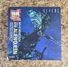 Tokusatsu Revoltech Alien Queen PVC Figure Doll Kaiyodo No.018  picture