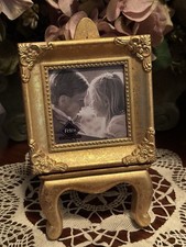 Vintage Fetco Int’l Ornate Gold Leaf Floral Photo Frame W/Gold Scroll Leg Easel picture