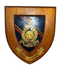 VINTAGE REGIMENTAL WOODEN MESS SHIELD/PLAQUE-ROYAL MARINES GIBRALTAR picture