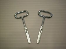 2 pc. New Tin Metal Twist Can Opener Keys 2-1/8