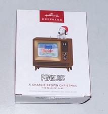 2026 Hallmark Ornament A Charlie Brown Christmas ~ The PEANUTS Gang TV picture