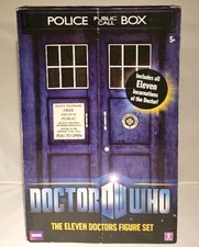 ELEVEN DOCTORS FIGURE SET HAND SIGNED AUTOGRAPH 5TH 6TH 7TH 8TH 10TH 11TH DR WHO picture