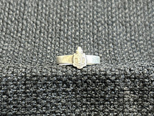 VINTAGE Delta Gamma sorority small sterling silver crest ring, size 4 1/2 - DG picture