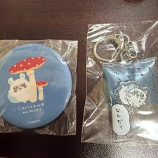 Chikawa Momonga Keychain and Can Badge Unused Japanese Character Accessories picture