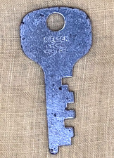 KEY: NIELSEN HOWE HARTFORD FLAT KEY - 1.65” x 0.8” - Vintage picture