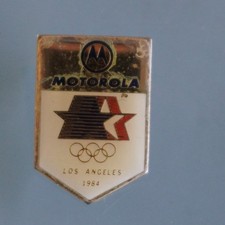 Vintage 1984 Los Angeles Olympics Motorola Sponsor Lapel Pin Gold Tone Enamel 1