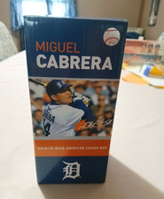 Big Screw Up BOBBLEHEAD. BRAND.NEW PERFECT CONDiTION. A.L. Not N.L. picture