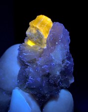 21 Gm Natural Fluorescent Apatite Crystal With Albite Minerals Specimen @ Afghan picture