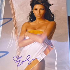Signed Celebrity Photo / Photograph - Autograph Not Authenticated picture