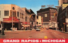 Grand Rapids Michigan MI Downtown Monroe Avenue Main Street Vtg Postcard 12A picture