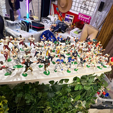 52 Football Plastic Figure Lot - Cunningham, Duper, Elway, Hustetler, Irvin picture