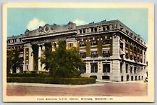 Postcard Front Entrance, C.P.R. Station, Winnipeg, Manitoba, Canada Unposted picture