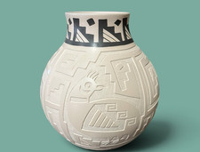 Mata Ortiz Pottery Claudia Ledezma Loya Quail Paquime Sgraffito Vase Jar Olla picture