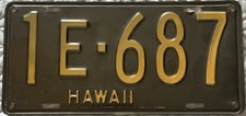 Vintage 1953 Hawaii License Plate 1E-687 picture