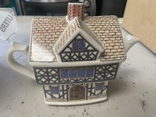Sadler English Country Houses Teapot -Tudor House Built During Reign Henry VIII picture