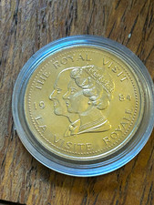 1984 Royal Visit City of Windsor Commemorative Medal Queen Elizabeth II Canada picture