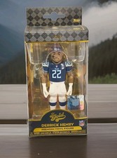 Funko Gold NFL Tennessee Titans Derrick Henry Home CHASE Vinyl Figure NIB picture