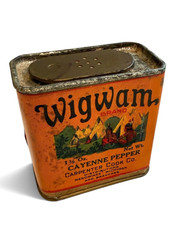 Vintage Wigwam Brand Cayenne Pepper 1.5 Oz Tin By Carpenter Cook Menominee MI picture