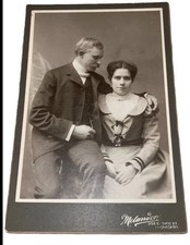 Fun Antique 1800S Victorian Cabinet Card Photograph Couple Chicago picture
