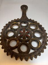 Cast Iron Vintage Footed Trivet Circle Flower Pattern Original Patina picture