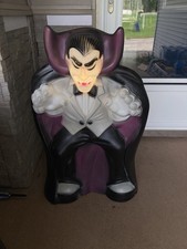 VINTAGE EMPIRE VAMPIRE DRACULA 36” HALLOWEEN LIGHTED BLOW MOLD EUC picture