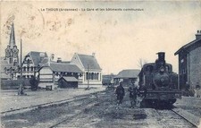 Old postcard 08 LE THOUR ARDENNES LA GARE ET LES BUILDINGS COMMUNAUX (CLOSE-UP TRAIN) picture
