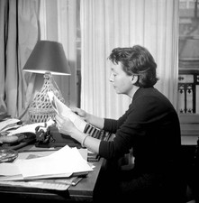 Marguerite Duras French Writer 1955 OLD PHOTO picture
