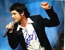 PAT MONAHAN SIGNED 8X10 PHOTO AUTHENTIC AUTOGRAPH TRAIN HEY SOUL SISTER COA B picture