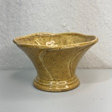 Haeger Ceramic Planter Speckled Beige Yellow Glaze Scallop Wave Edge Floral Pot picture