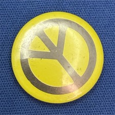 Yellow Peace Symbol Pinback Button 1.25 in Politics Theme United States picture