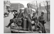 1941 African American Kids PHOTO Black Children Chicago on South Side Easter Day picture