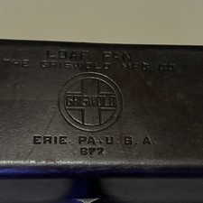 **RARE** GRISWOLD CAST IRON LOAF PAN #877 ERIE PA U.S.A. picture