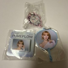 LE SSERAFIM Sakura PUREFLOW 3-piece Acrylic Keychain mini Uchiwa Magnet set picture