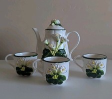 Vtg Hand Painted Calla Lilly Ceramic Teapot & Teacups 3D By KMC *Flawed* picture