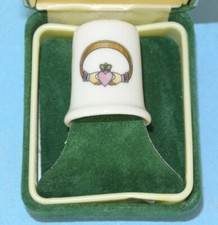 Vintage DONEGAL Parian Bone China Porcelain Claddagh Ring Thimble ~ NOS w/ Box picture