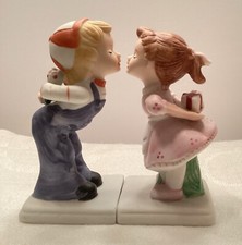 Vintage Porcelain Boy & Girl Kissing Cake Topper Figurines Made in Korea picture