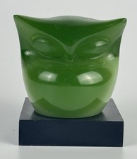 Vintage WONY Italy Lucite Green Owl Figurine Sculpture on Black Base MCM picture