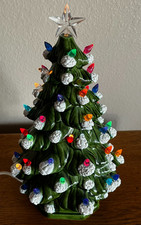 Vintage Holland Mold Ceramic Christmas Tree w/ Flocked Snow Lighted 1979 picture