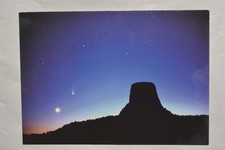 Devil's Tower & Comet Hale Bop Postcard (1997) Photographer Rick Moe (7 x 5 in.) picture