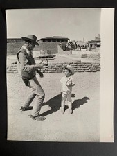 JOHN WAYNE - Vintage Rare Original Press Photo by JOHN R HAMILTON picture