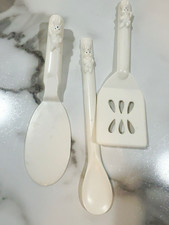 Vintage Pillsbury Doughboy Mini Toy Kitchen Utensils Spoon Spatulas 3pc Play Set picture