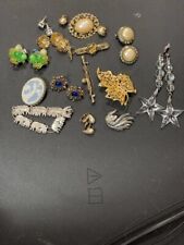 Ventage jewelry, nice earrings, bracelets and brooches picture