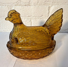 Vintage L. E. Smith Amber glass hen on nest with chicks covered candy dish. picture