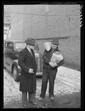 Photo:Kansas City Missouri 1930s Men with Mail Bag and Parcel Automobile picture