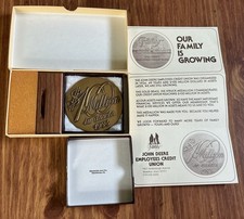 Vintage John Deere Credit Union 1983 $100 million in assets medallion New In Box picture