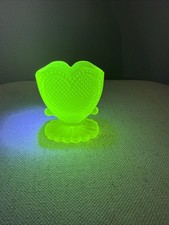 Vintage Degenhart HEART Shape Diamond Vaseline  Toothpick Holder Strong GLOW picture