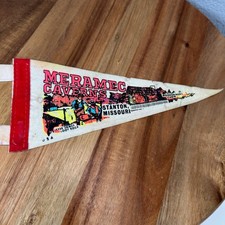 VTG Meramec Caverns Pennant Stanton Missouri Travel Souvenir USA Mancave picture