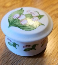 Lefton Antique Ivory Ceramic May Trinket Box (Model KW642) Lily of the Valley  picture