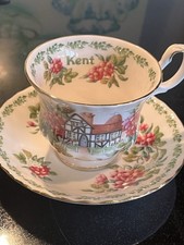 VTG ROYAL ALBERT ENGLISH COUNTRY COTTAGES “KENT” TEACUP & SAUCER HTF RARE picture