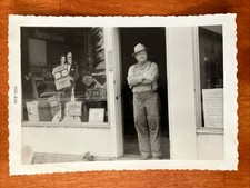 Vtg Found Photo Man At General Store Country 1950s 5 x 3  picture